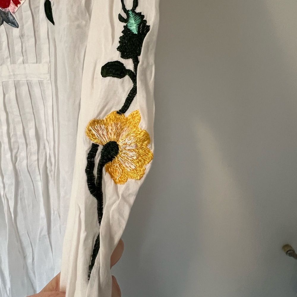 Embroidered Cotton Beach Cover up - Picture 8 of 8